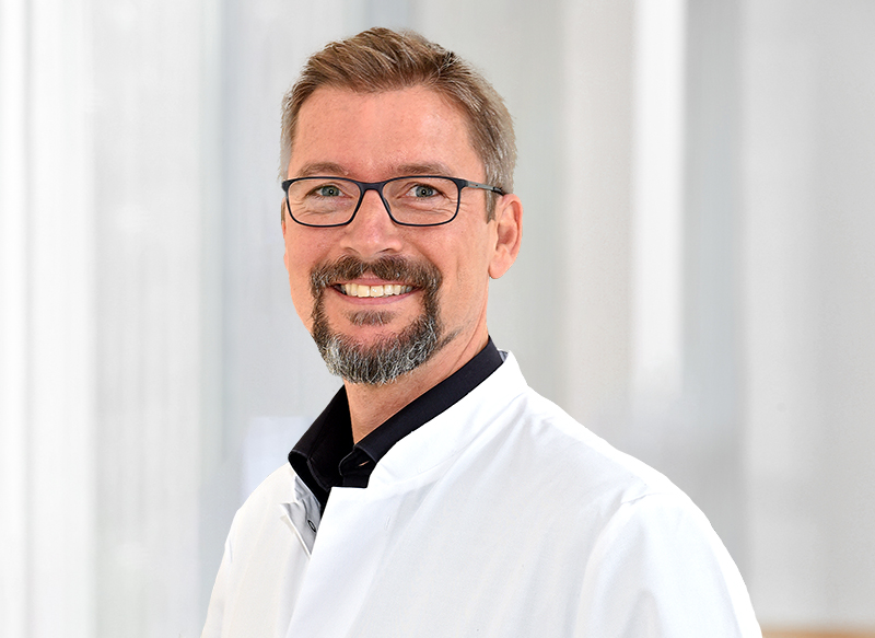 Portrait Dr. med. Sascha Hammerschlag, Ärztlicher Leiter Radiologie