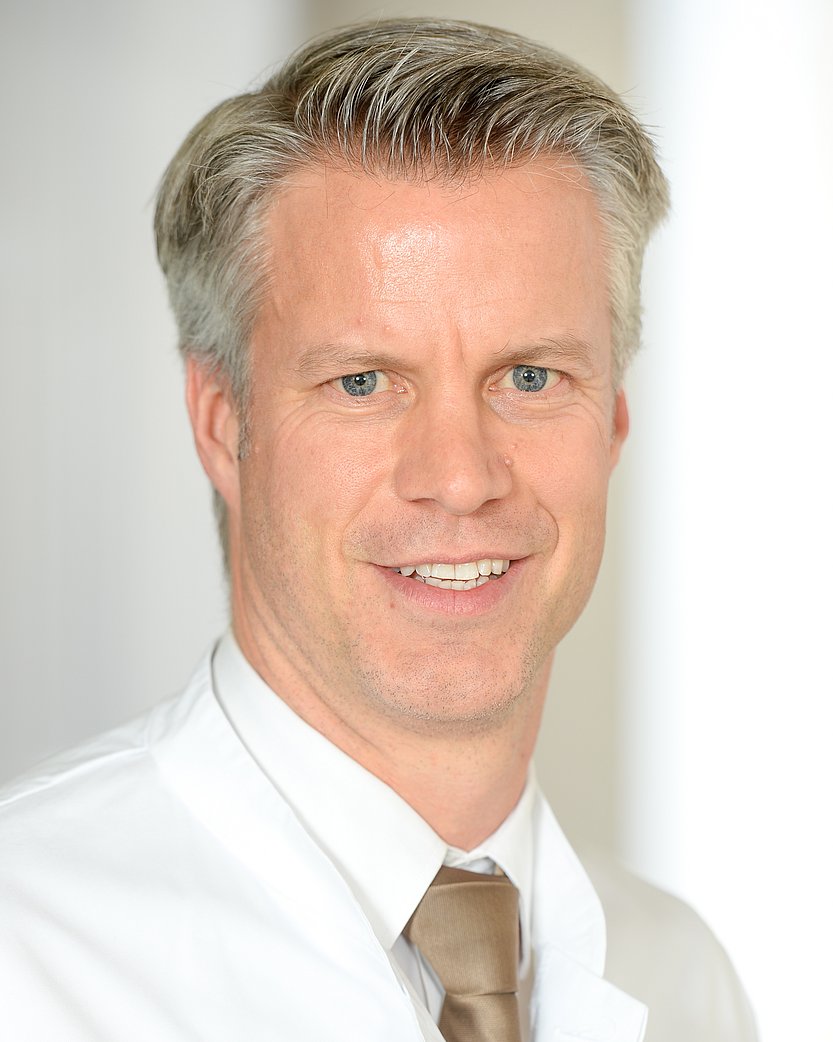 Priv.-Doz. Dr. Marcus Overhaus, Chefarzt Allgemein- und Viszeralchirurgie, Minimalinvasive Chirurgie St. Hildegardis Krankenhaus Priv.-Doz. Dr. Marcus Overhaus, Chefarzt Allgemein- und Viszeralchirurgie, Minimalinvasive Chirurgie St. Hildegardis Krankenhaus