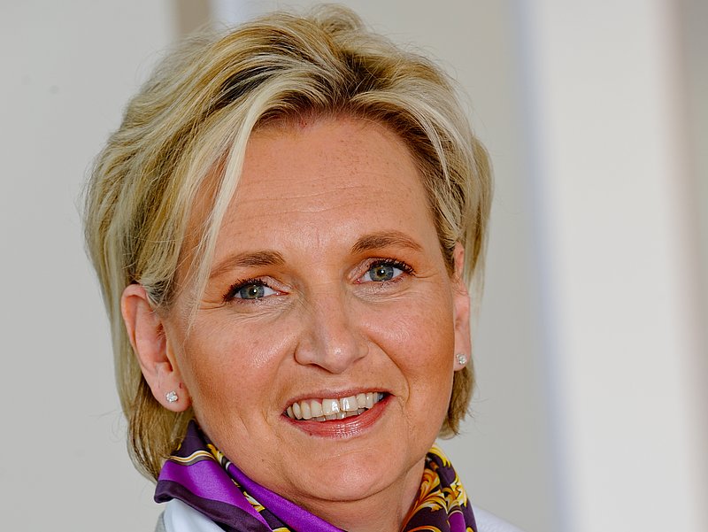 Claudia Riedel Sekretariat Innere Medizin St. Hildegardis Krankenhaus