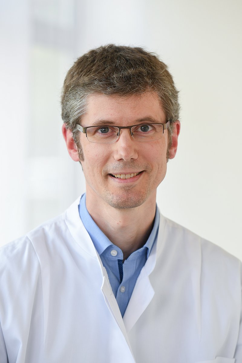 Dr. Bernhard Hanses, Oberarzt Gastroenterologie, Diabetologie, Allgemeine Innere Medizin, St. Hildegardis Krankenhaus