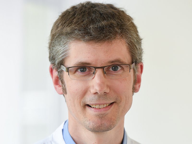 Dr. Bernhard Hanses, Oberarzt Gastroenterologie, Diabetologie, Allgemeine Innere Medizin, St. Hildegardis Krankenhaus